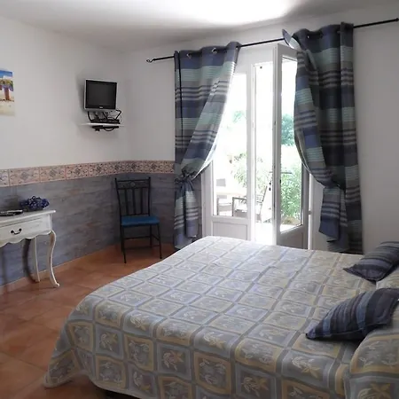 D Hotes Rocca Rossa Palombaggia فندق بورتو فيكشْيو