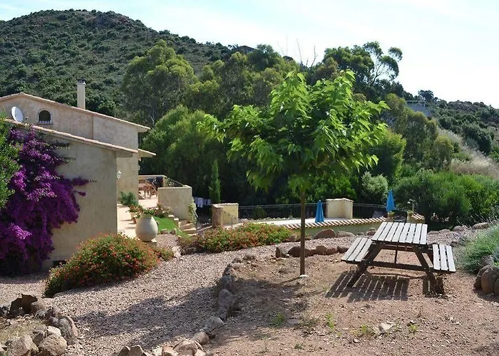 Hotel D Hotes Rocca Rossa Palombaggia 2*