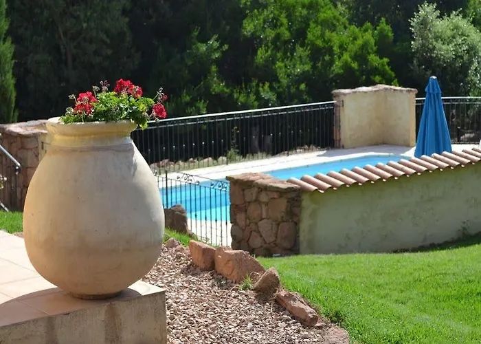 D Hotes Rocca Rossa Palombaggia Hotel 2*